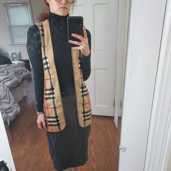 Burberry Check Cashmere Wool Warmer Vest - Picture 2 of 9